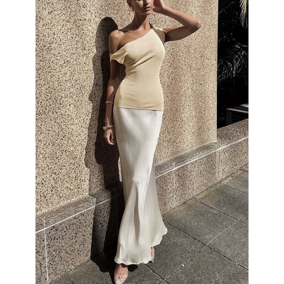 Commense Solid Asymmetrical Neck Sweater Vest size XS‎ - Picture 3 of 5